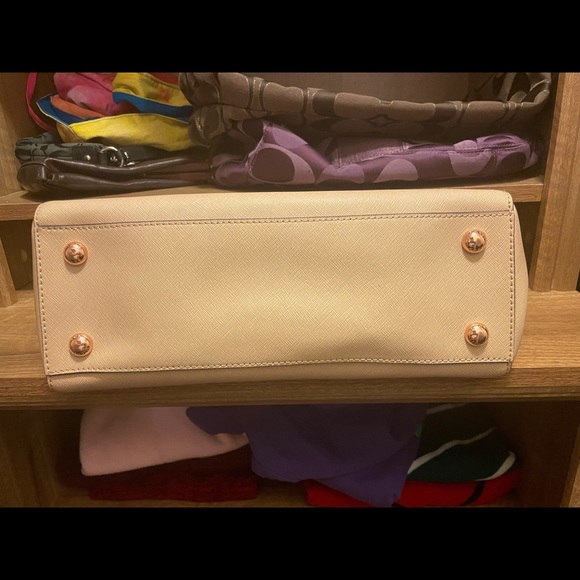 Michael Kors Cynthia Satchel, Medium - Picture 7 of 11